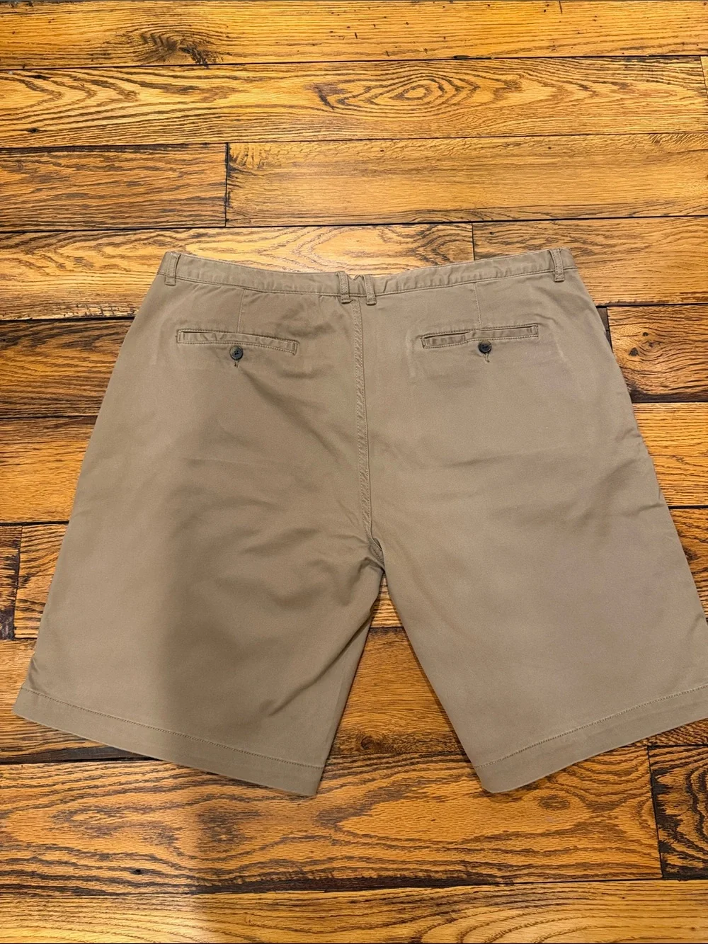Jachs men flat